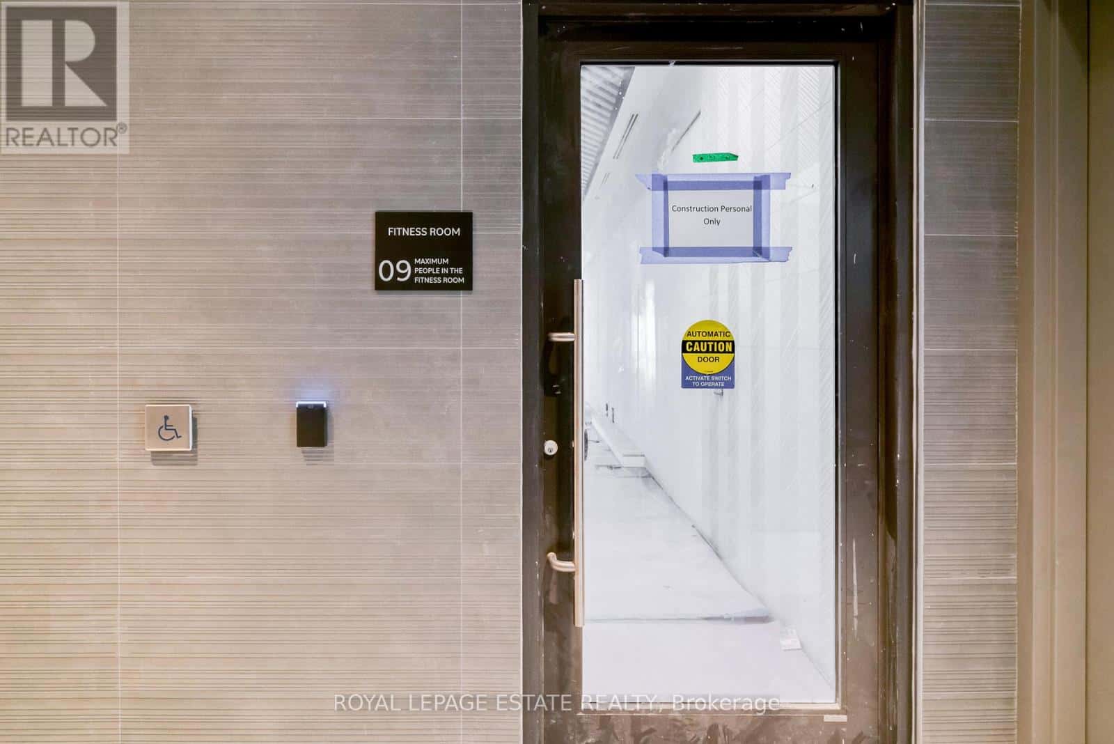 404 - 1285 QUEEN STREET E — Toronto (Greenwood-Coxwell), Ontario - Photo 4 of 22