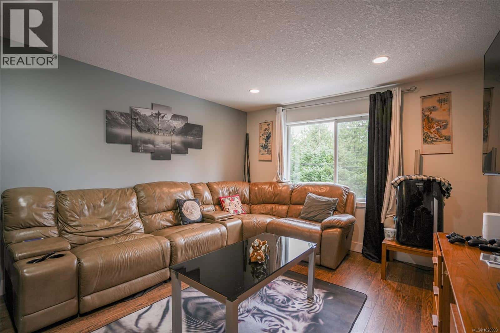 2262 Ashlee Rd — Nanaimo, British Columbia - Photo 3 of 64