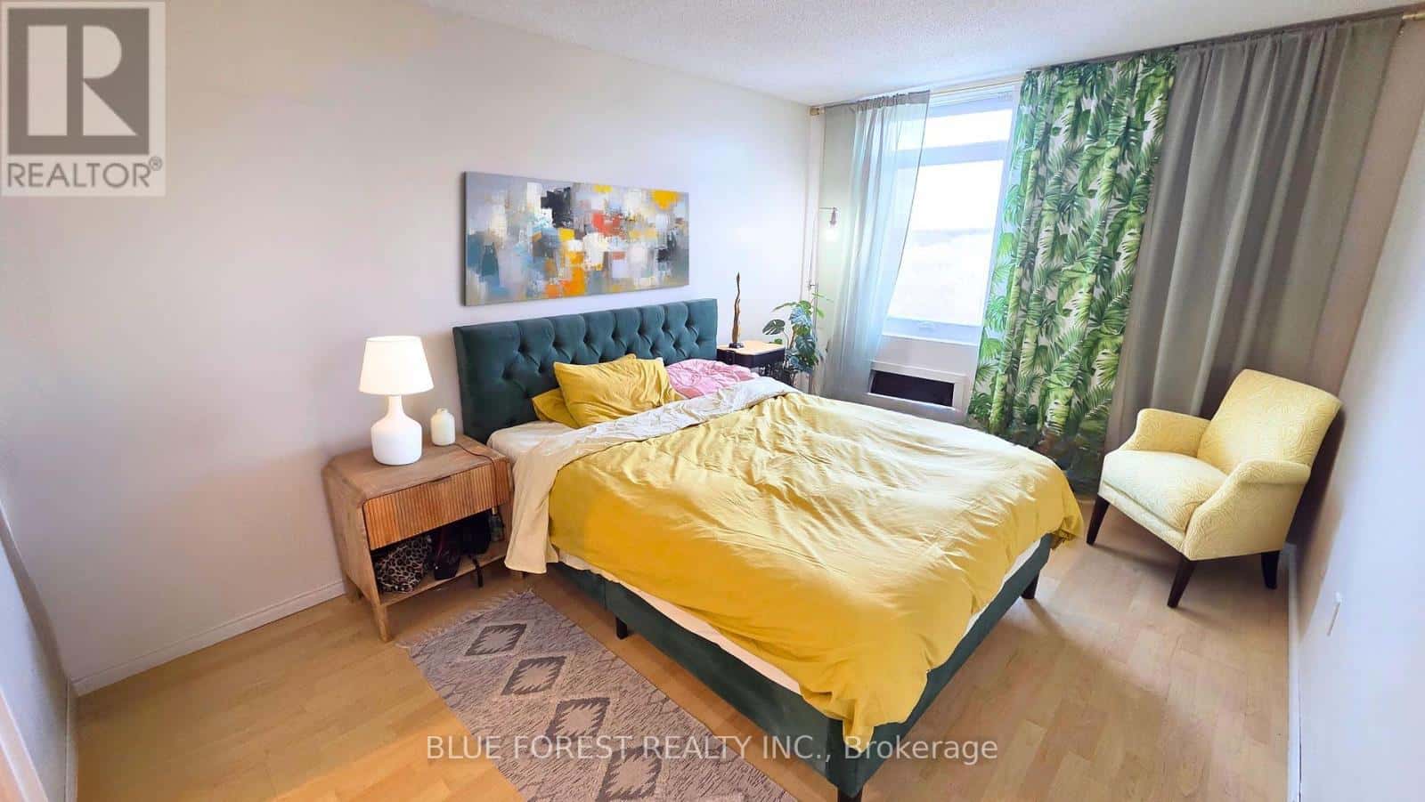 45 POND MILLS ROAD — London South (South J), Ontario - Photo 2 of 14