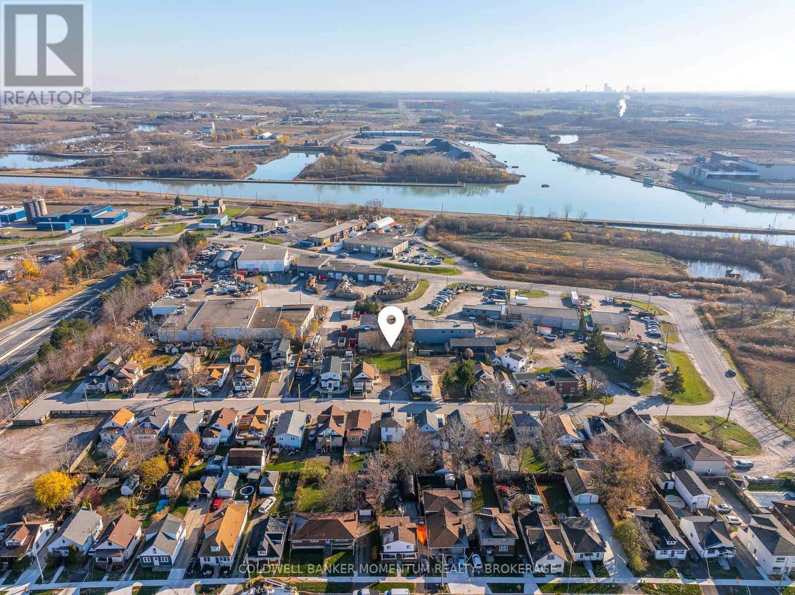 62 PATRICIA STREET — Thorold (Thorold Downtown), Ontario - Photo 2 of 8