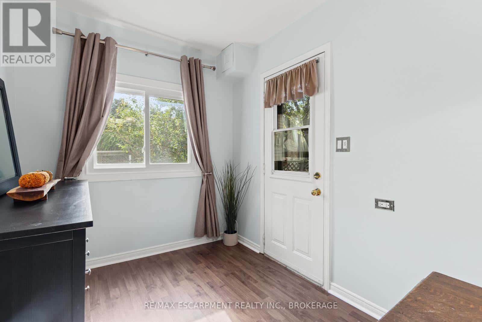 25 MCKINSTRY STREET — Hamilton (Industrial Sector), Ontario - Photo 5 of 30