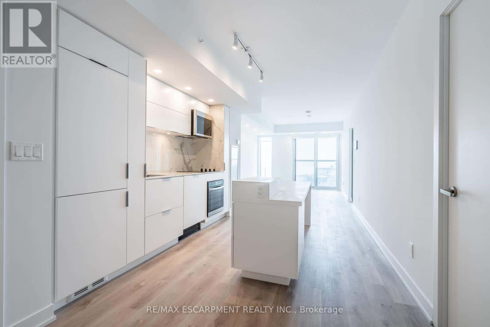 309 - 370 MARTHA STREET — Burlington (Brant), Ontario - Photo 5 of 31