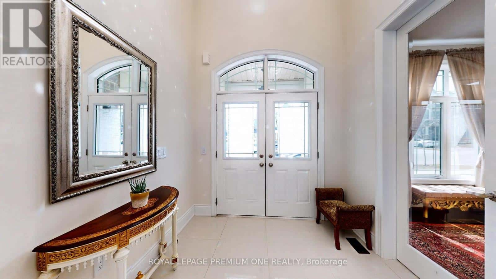 52 DAISY MEADOW CRESCENT — Caledon (Caledon East), Ontario - Photo 2 of 50