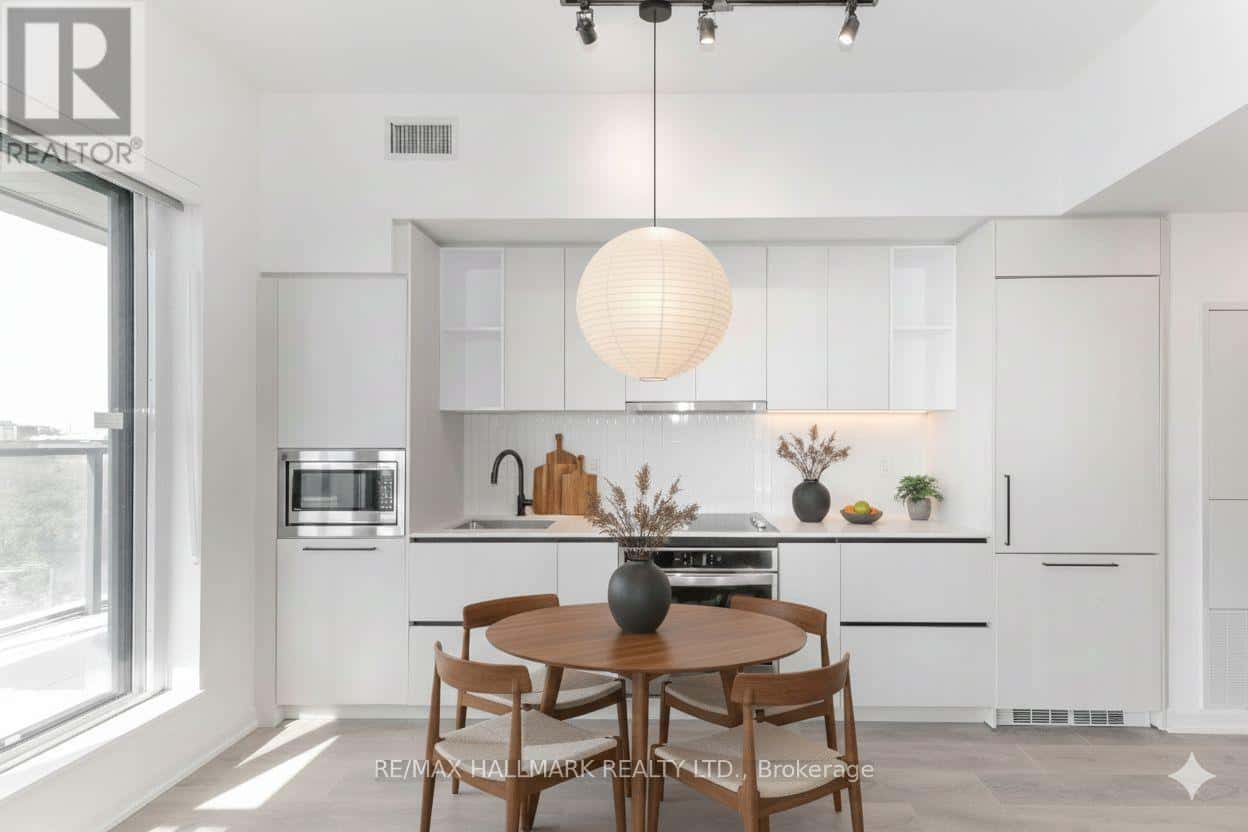 503 - 1285 DUPONT STREET — Toronto (Dovercourt-Wallace Emerson-Junction), Ontario - Photo 2 of 38