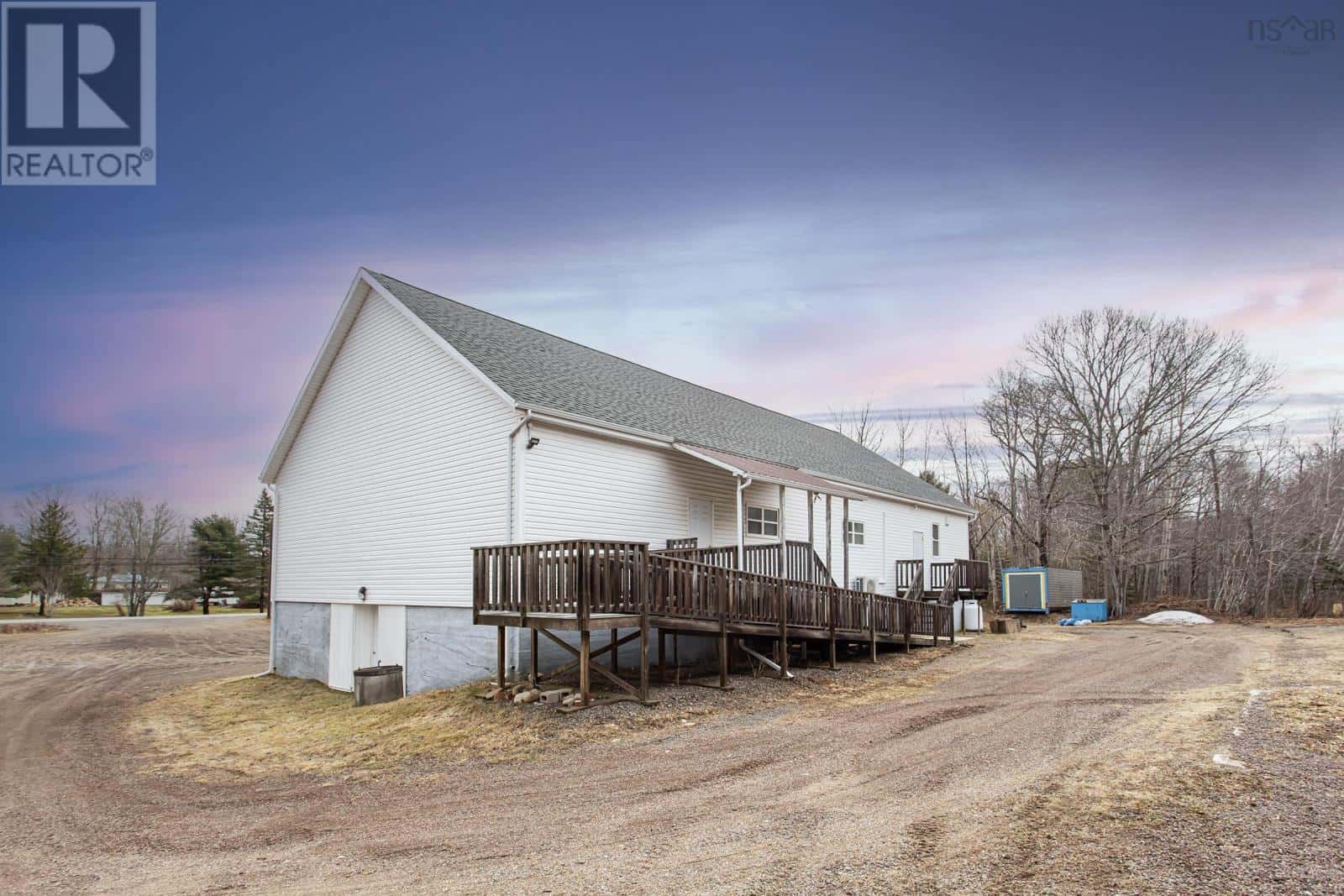 8921 Highway 10 — Nictaux, Nova Scotia - Photo 2 of 29