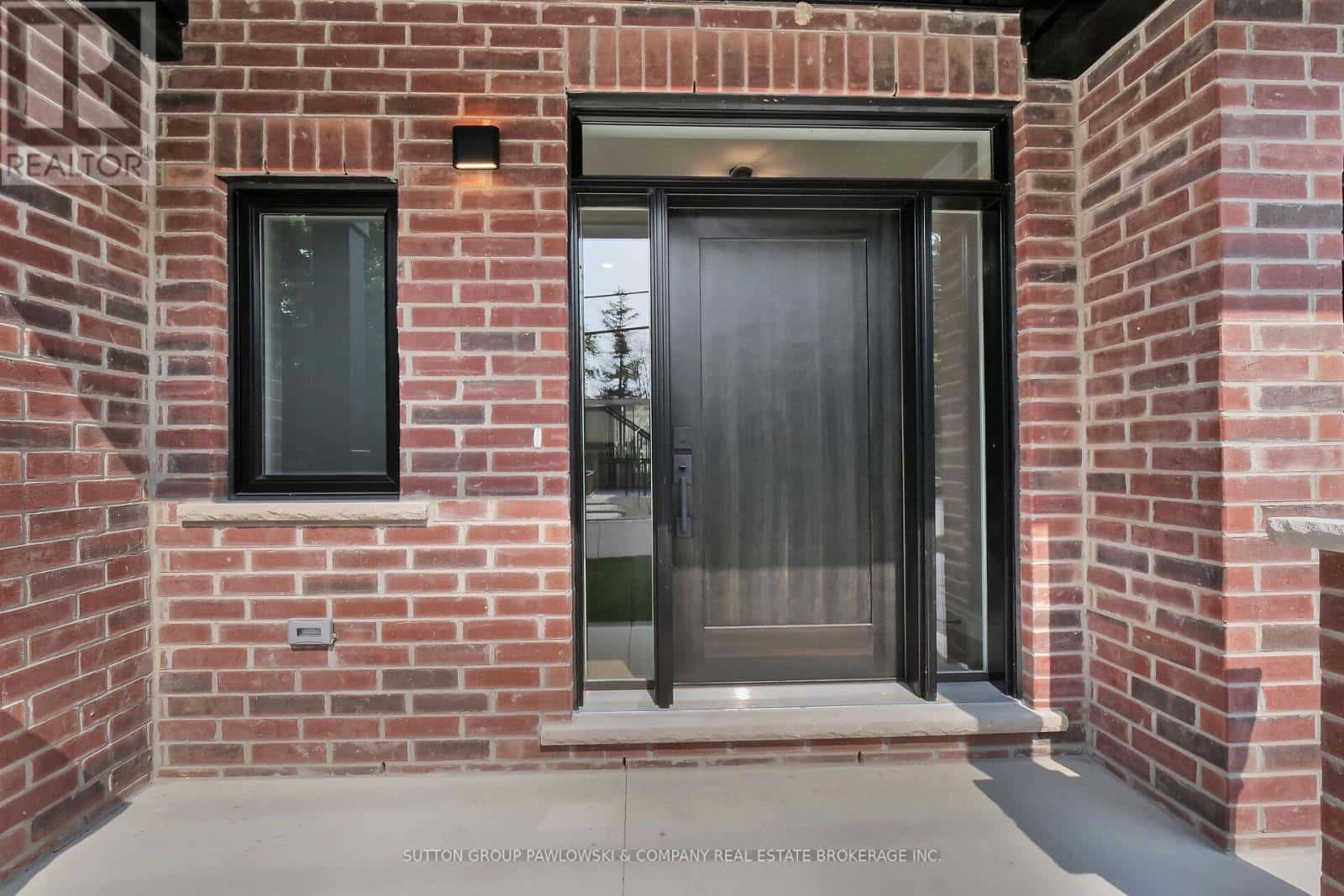 422 OLD WONDERLAND ROAD — London South (South N), Ontario - Photo 2 of 36