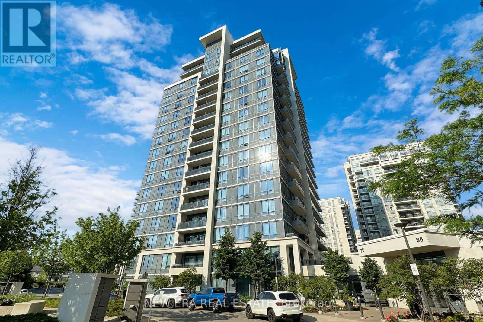 1206 - 75 NORTH PARK ROAD — Vaughan (Beverley Glen), Ontario - Photo 2 of 50