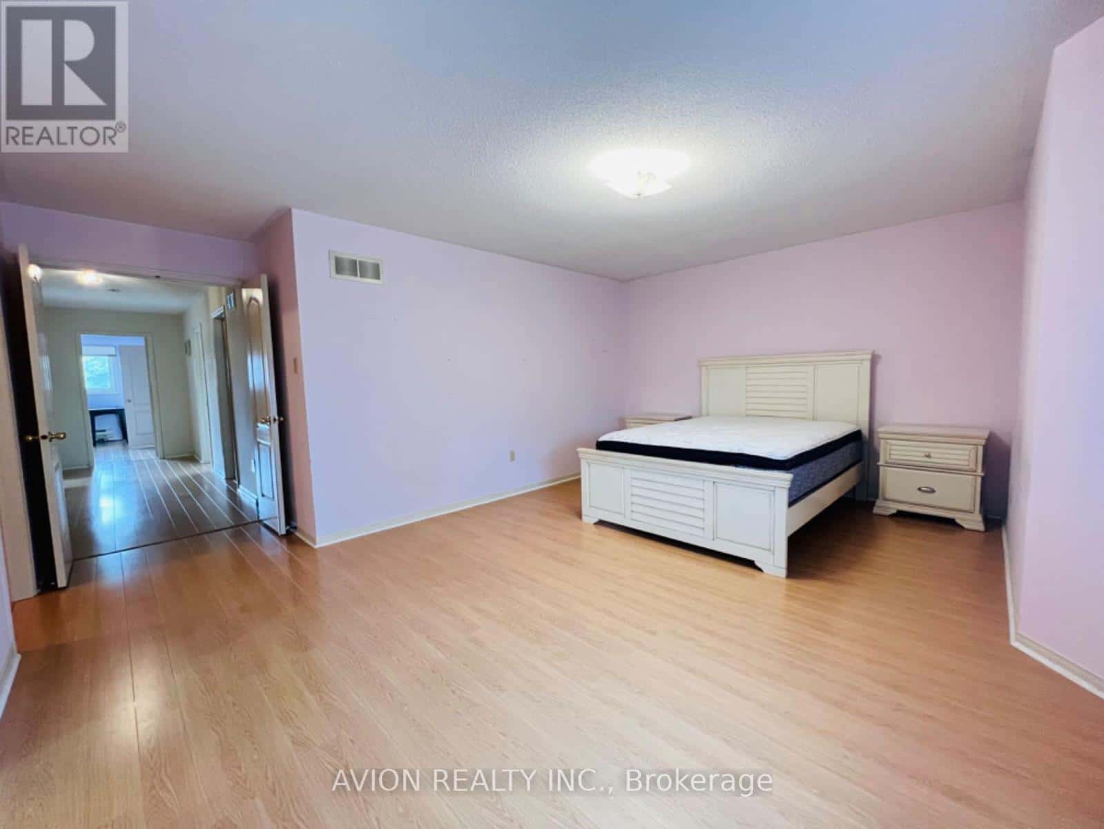 MASTERBEDROOM - 15 CANTERTROT COURT