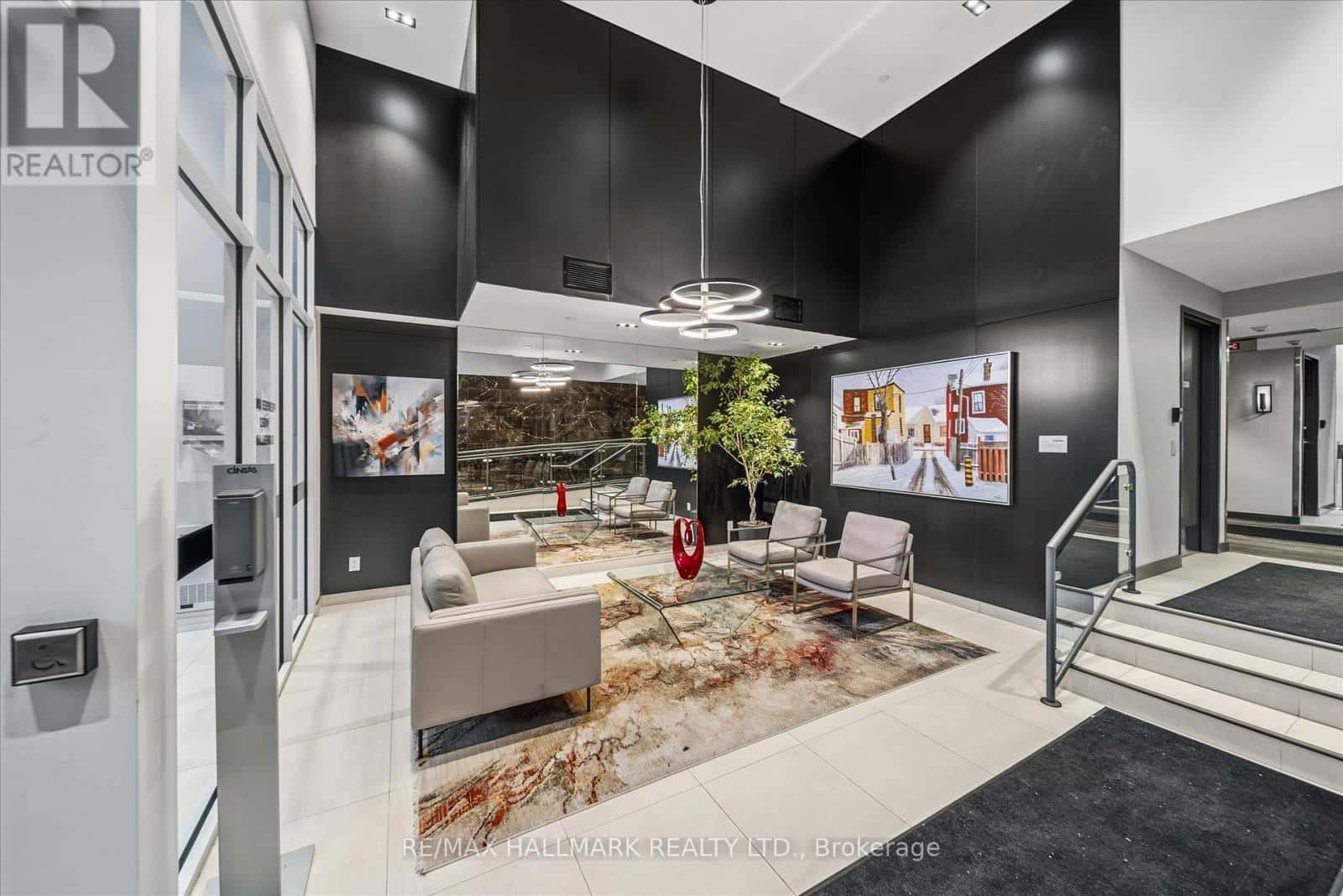 215 - 1350 KINGSTON ROAD — Toronto (Birchcliffe-Cliffside), Ontario - Photo 5 of 32