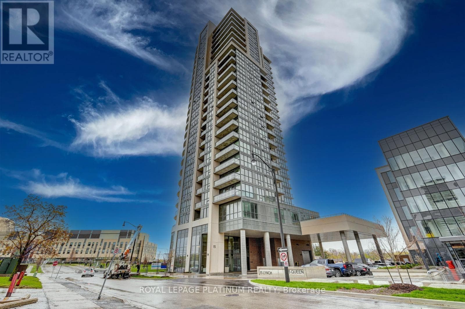 2305 - 15 LYNCH STREET — Brampton (Queen Street Corridor), Ontario - Main photo