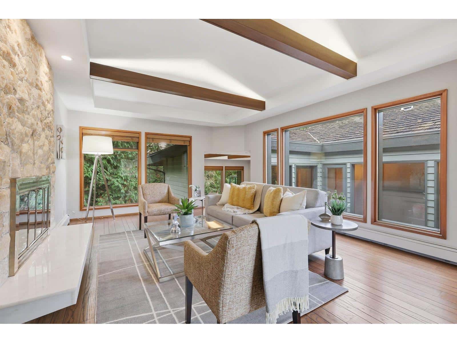 8953 NELSON VIEW — Delta, British Columbia - Photo 3 of 40