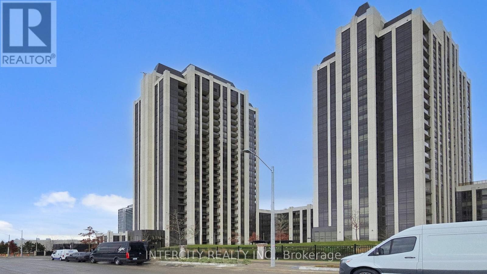 PH07 - 9075 JANE STREET — Vaughan (Concord), Ontario - Main photo