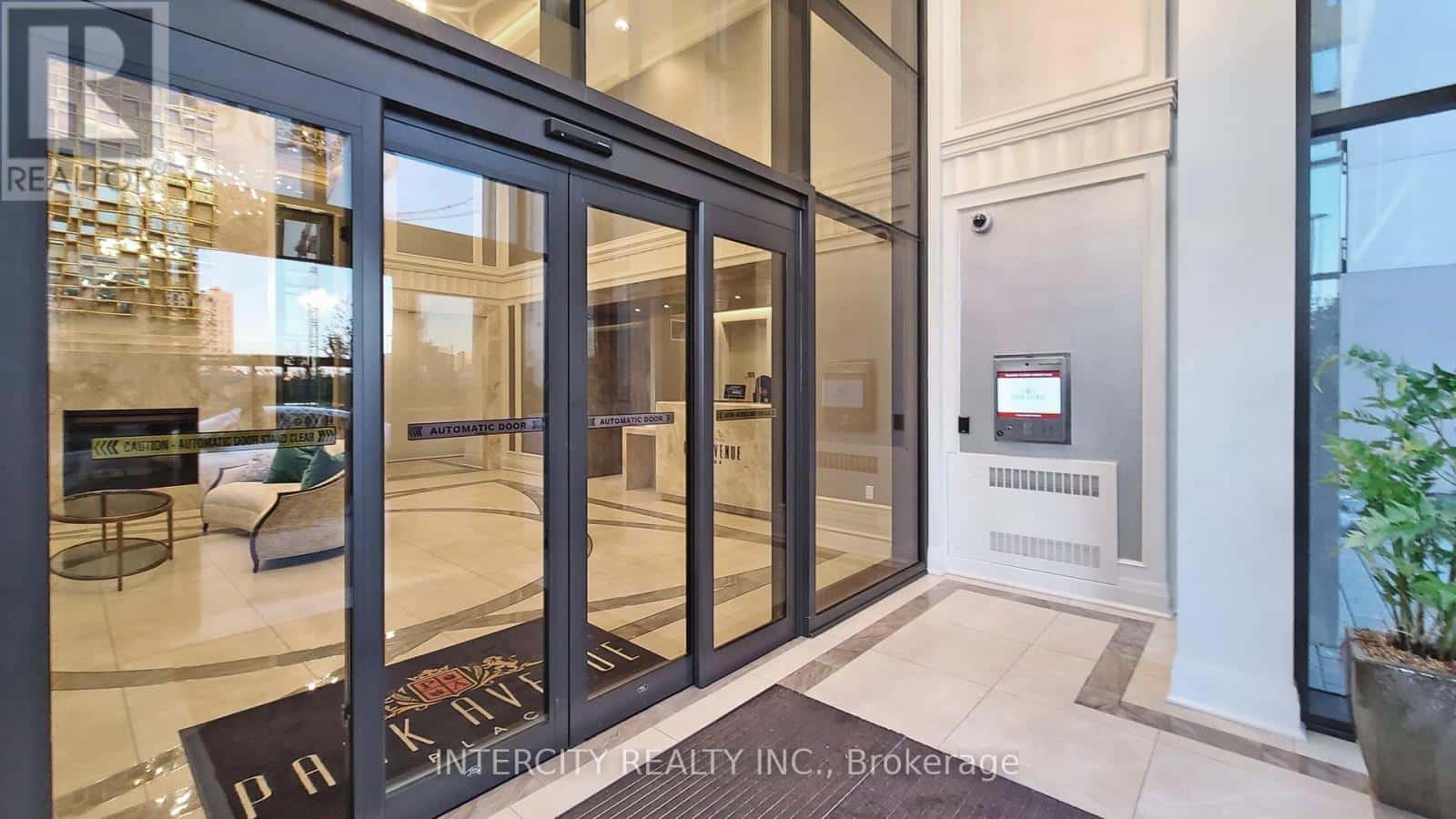 PH07 - 9075 JANE STREET — Vaughan (Concord), Ontario - Photo 2 of 50