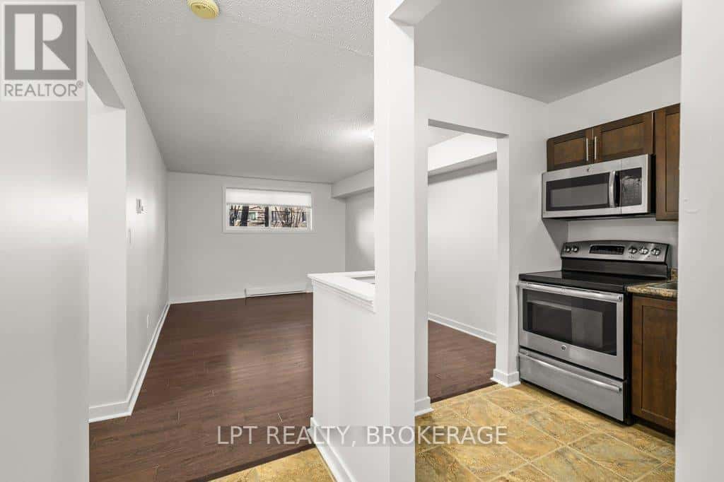 107 - 310 KINGSDALE AVENUE — Kingston (East Gardiners Rd), Ontario - Photo 5 of 21