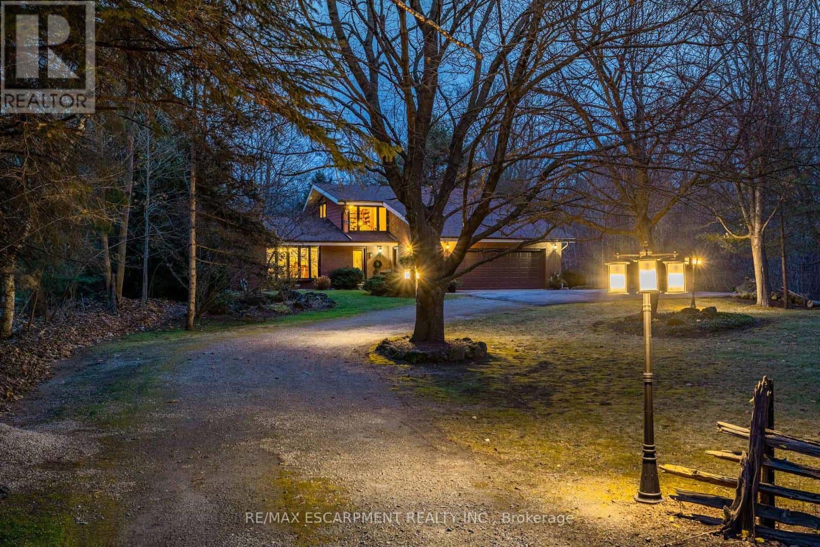 7575 MILBUROUGH LINE — Milton, Ontario - Photo 2 of 50