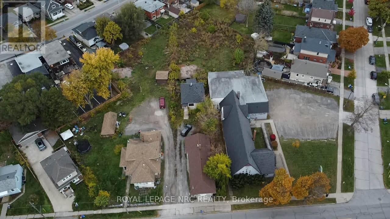 15 FACER STREET — St. Catharines (Facer), Ontario - Main photo