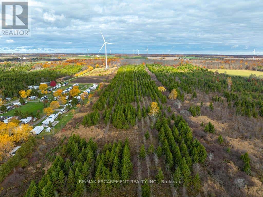 2069 LAKESHORE ROAD — Haldimand, Ontario - Photo 3 of 6