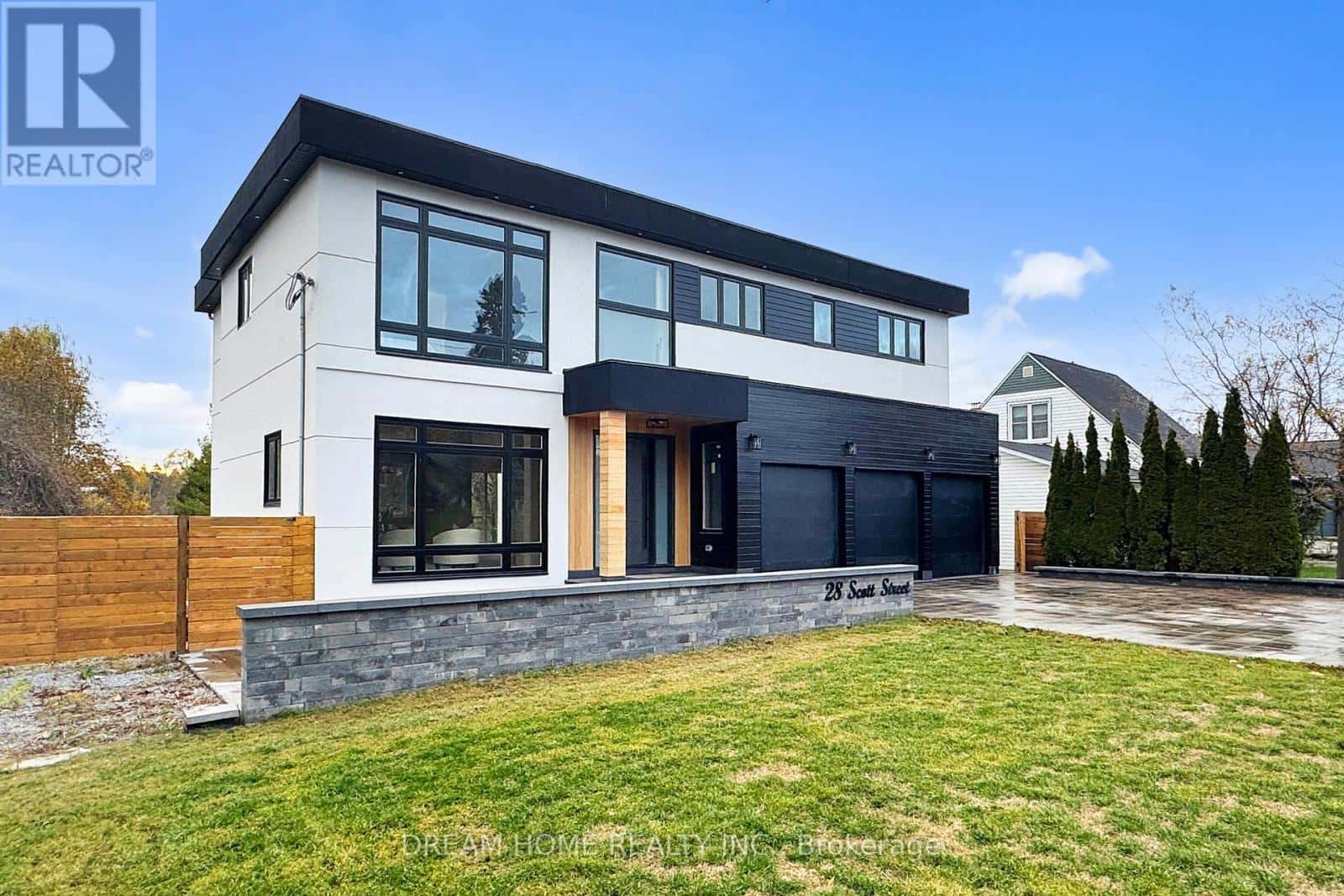 28 SCOTT STREET — Whitby (Blue Grass Meadows), Ontario - Photo 3 of 50