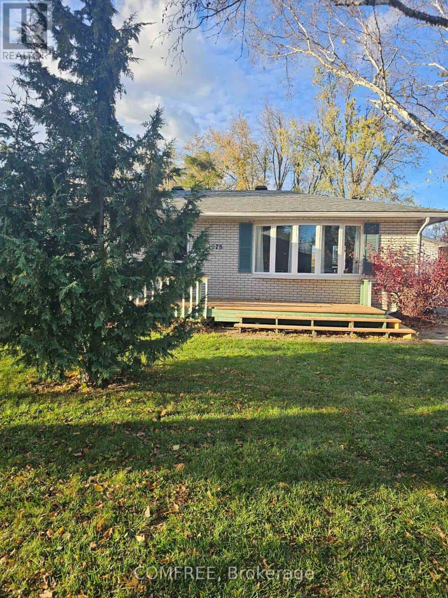 1978 Victoria Street