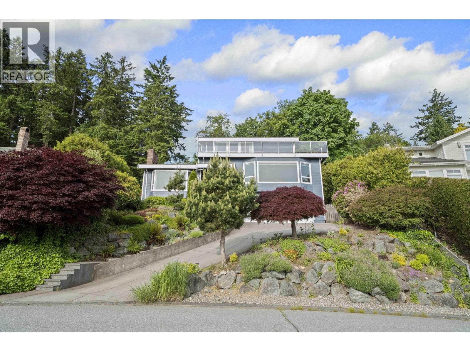 163 WOODLAND DRIVE — Tsawwassen, British Columbia - Main photo