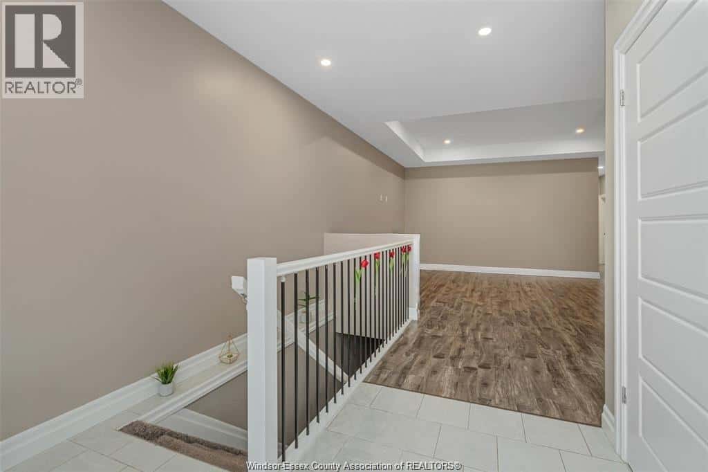 1985 ETHAN COURT — Windsor, Ontario - Photo 5 of 21