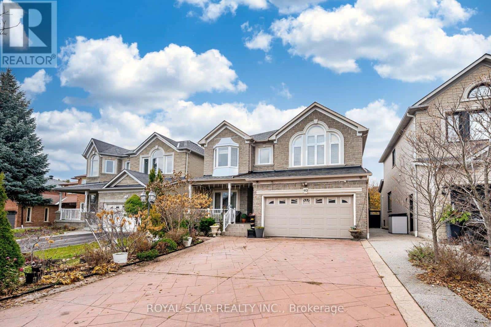 40 OAKDALE ROAD — Vaughan (Maple), Ontario - Photo 2 of 50