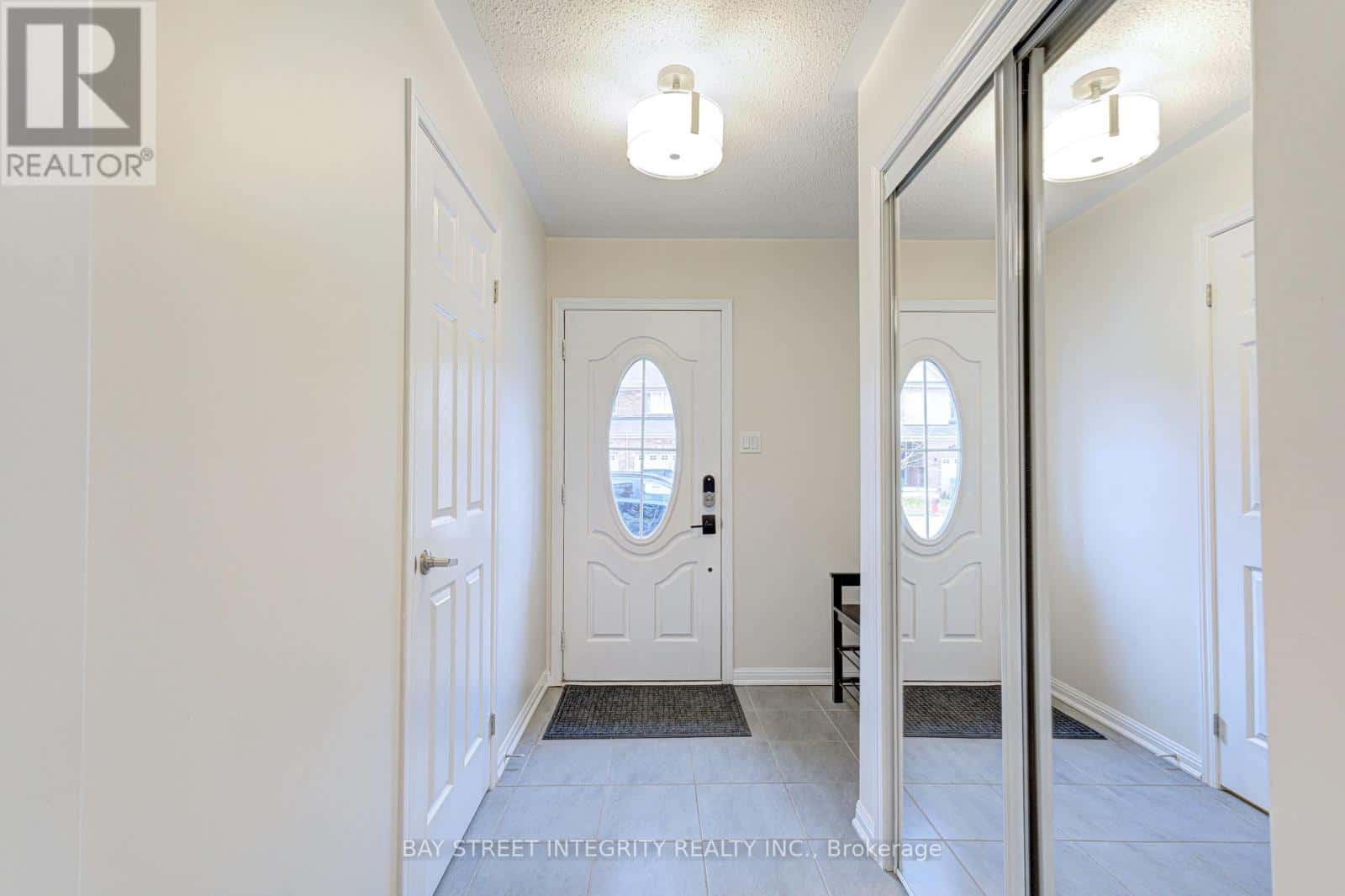 1033 STEMMAN PLACE — Milton (WI Willmott), Ontario - Photo 2 of 35