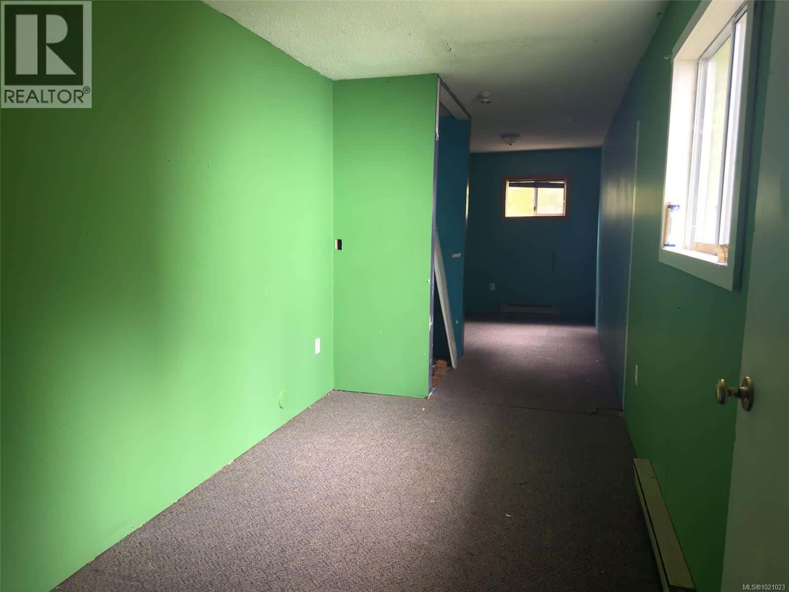 5975 Hunt St — Port Hardy, British Columbia - Photo 3 of 17