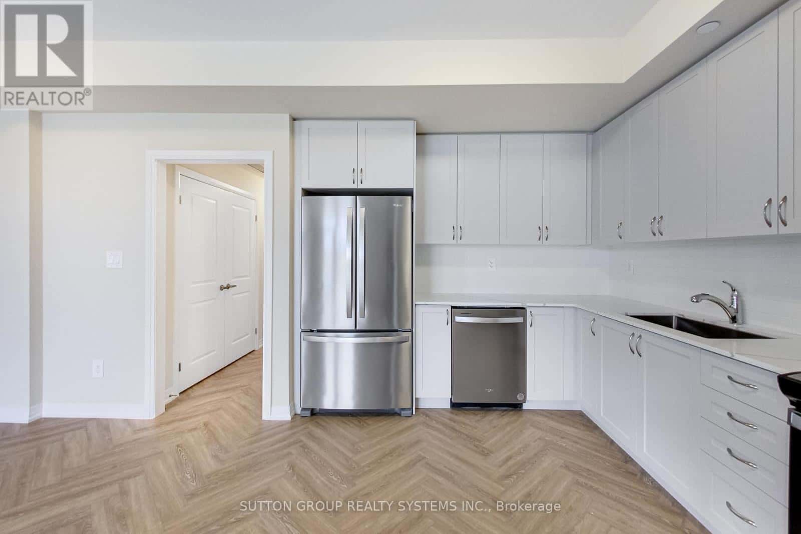 1577 ROSE WAY — Milton (CB Cobban), Ontario - Photo 3 of 15