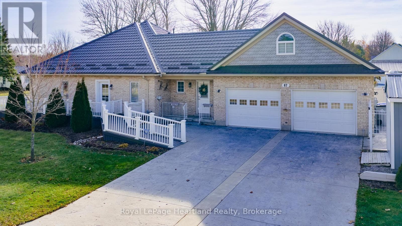 67 BRANTFORD STREET — Huron East (Seaforth), Ontario - Main photo