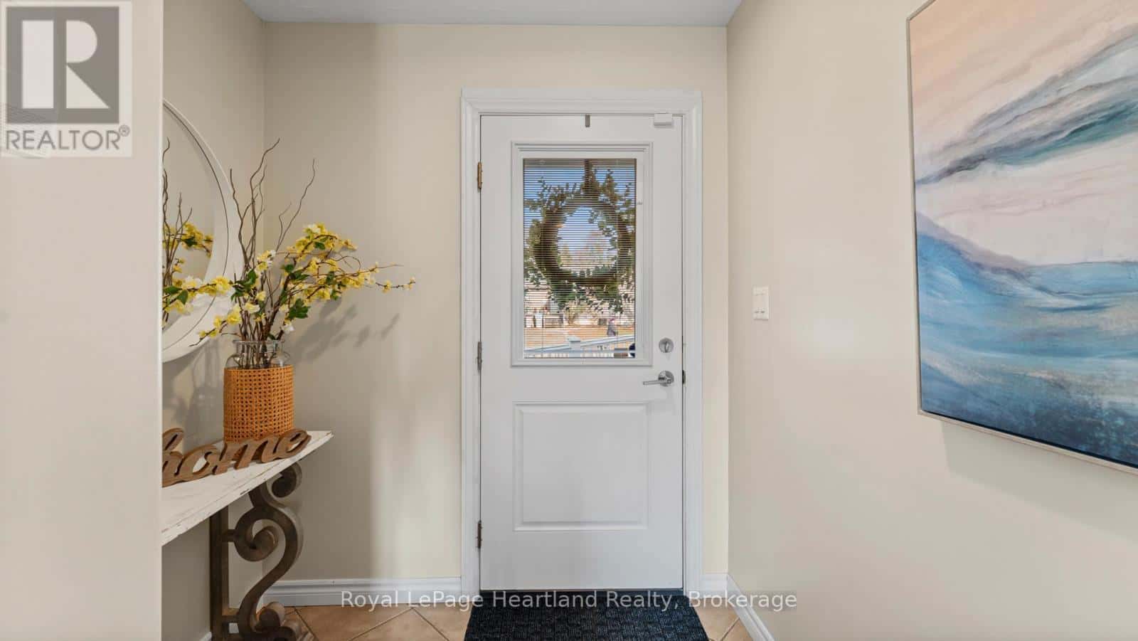 67 BRANTFORD STREET — Huron East (Seaforth), Ontario - Photo 5 of 44