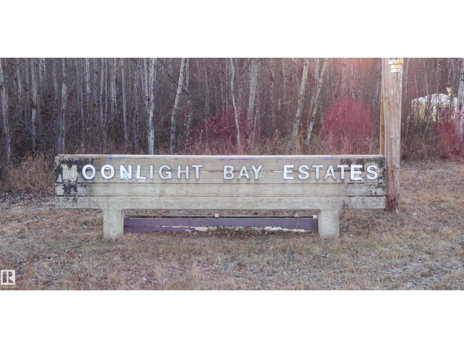 13 Willow PL — Rural Barrhead County, Alberta - Photo 2 of 19