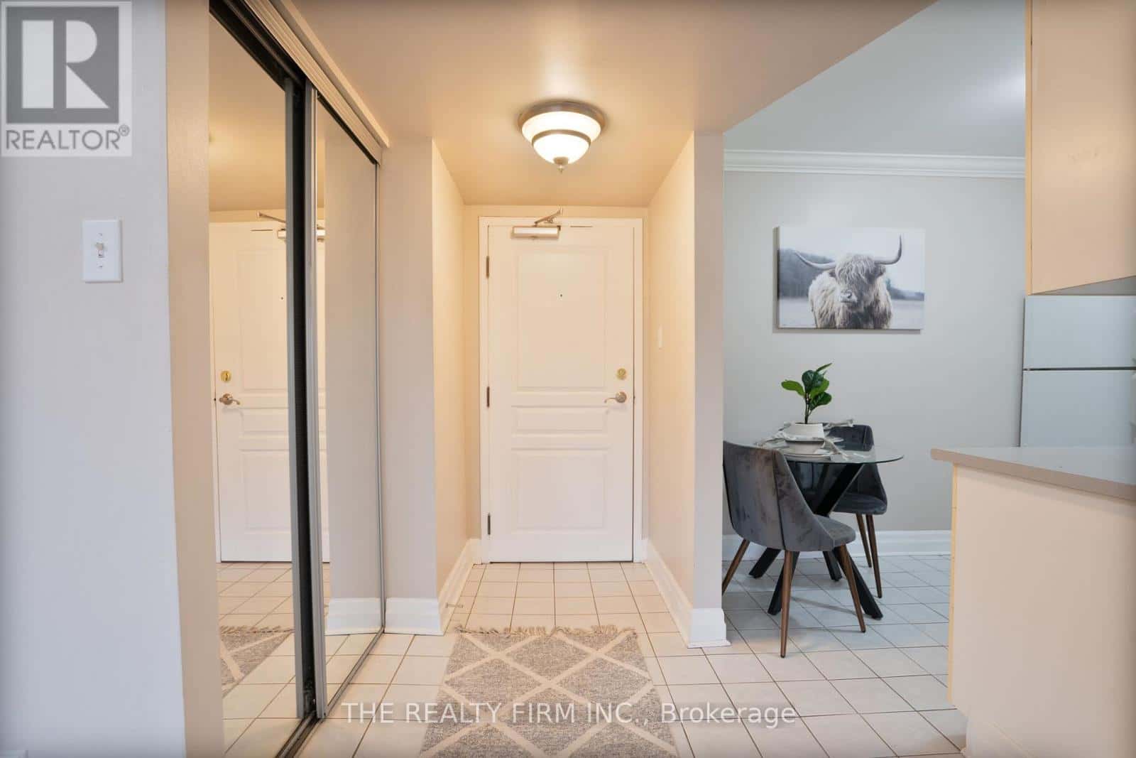 310 - 1275 BENTLEY DRIVE — London East (East D), Ontario - Photo 3 of 17