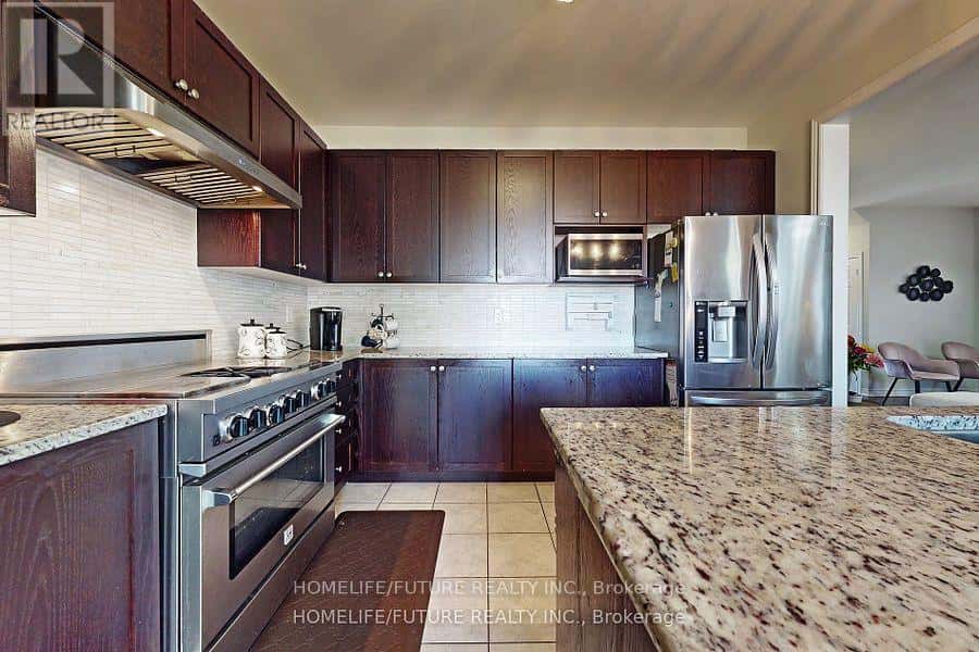 66 WOODGROVE DRIVE — Toronto (West Hill), Ontario - Photo 4 of 23