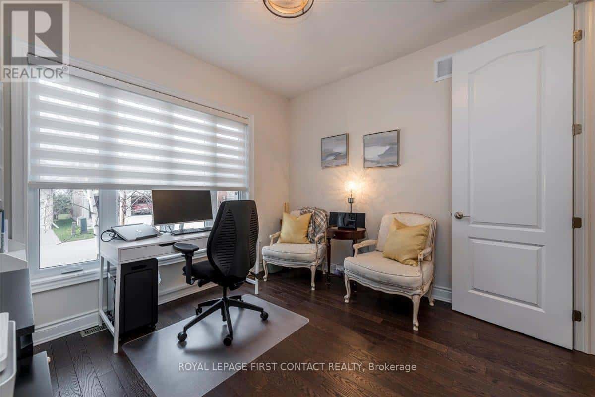 222 RIDGE WAY — New Tecumseth (Alliston), Ontario - Photo 4 of 45