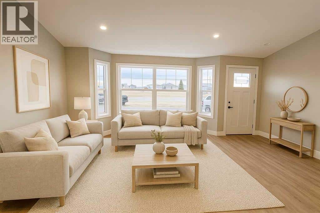 421 Meadowlark Way — Vulcan, Alberta - Photo 3 of 13