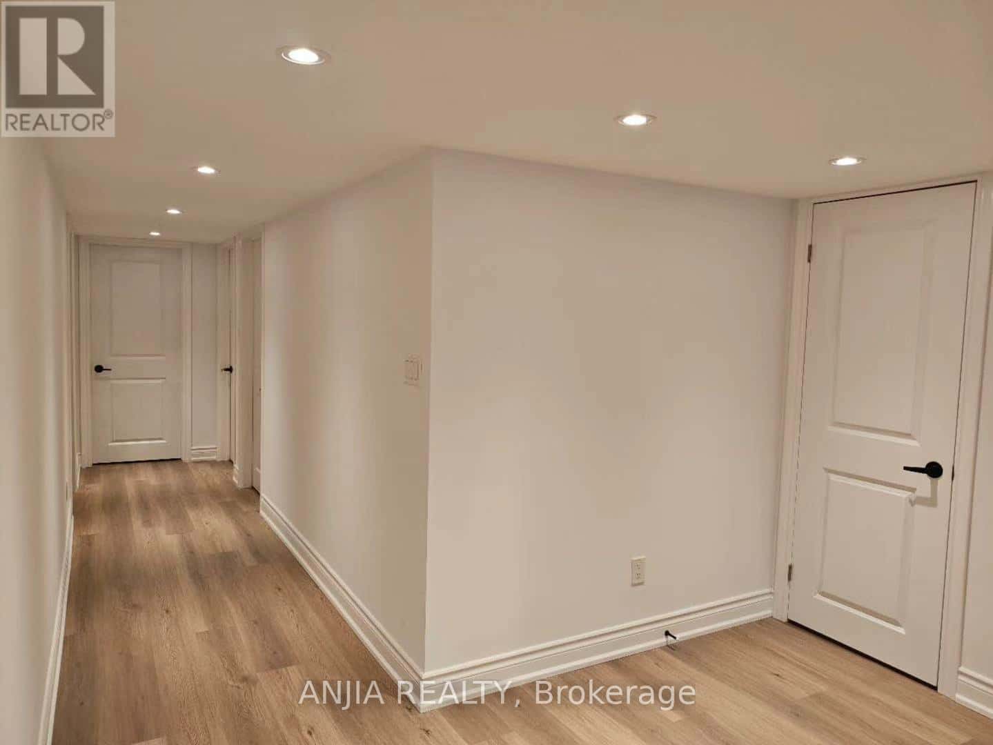 BASEMENT - 36 SHARON LEE DRIVE — Markham (Berczy), Ontario - Photo 3 of 7