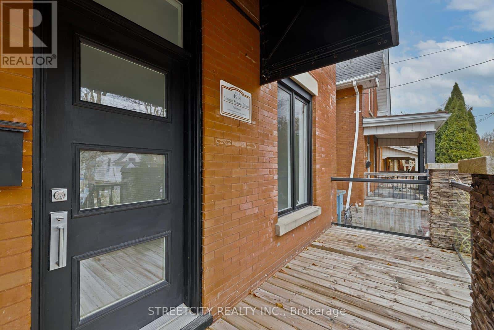 80 TECUMSEH AVENUE E — London South (South F), Ontario - Photo 3 of 49