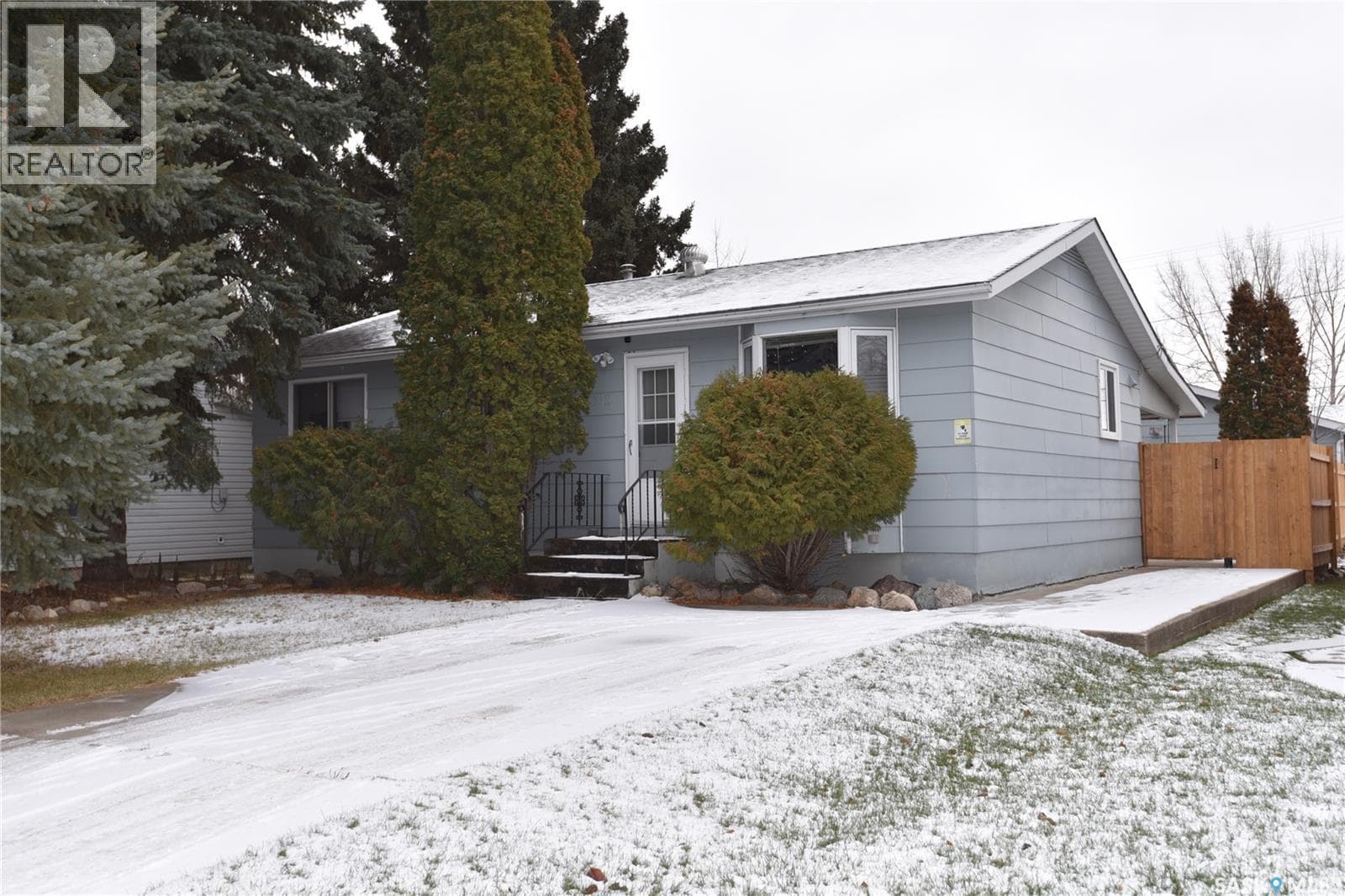 312 6th AVENUE E — Nipawin, Saskatchewan - Main photo