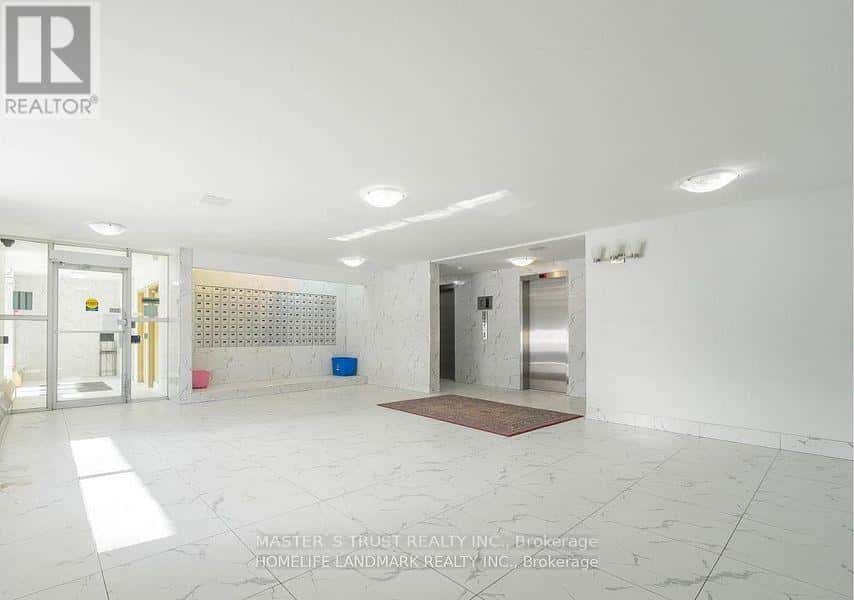 1003 - 100 DUNDALK DRIVE — Toronto (Dorset Park), Ontario - Photo 2 of 14