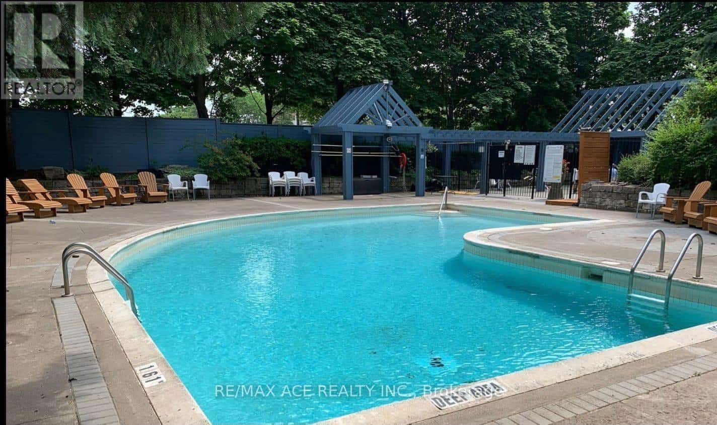 1001 - 26 HANOVER ROAD — Brampton (Queen Street Corridor), Ontario - Photo 4 of 4