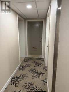 208 - 10 WOODMAN DRIVE S — Hamilton (Corman), Ontario - Photo 5 of 28