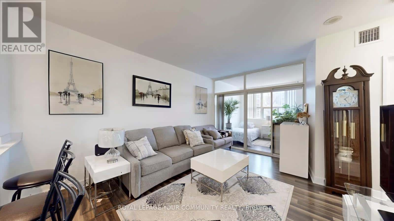 111 - 7398 YONGE STREET — Vaughan (Crestwood-Springfarm-Yorkhill), Ontario - Photo 5 of 20