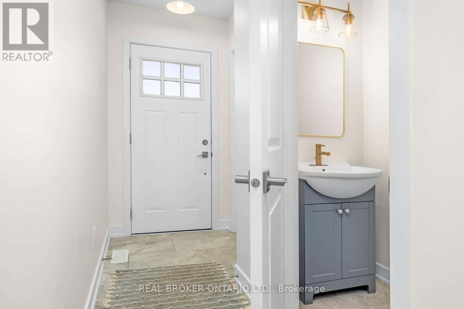 145 FERRARA DRIVE — Smiths Falls, Ontario - Photo 4 of 33