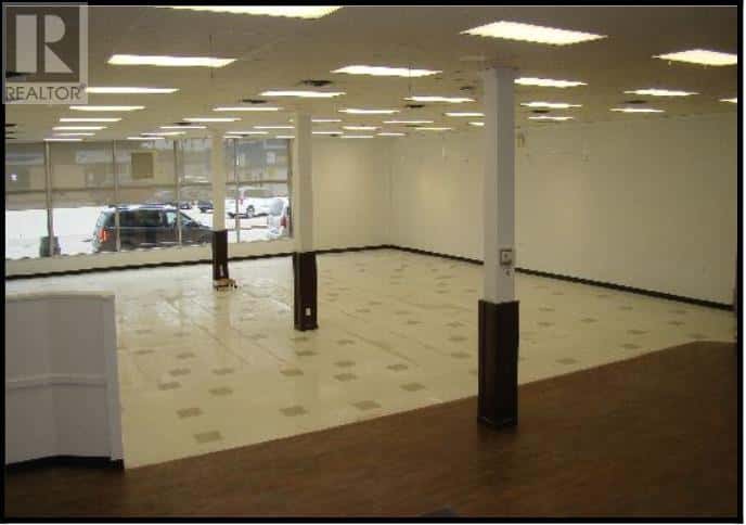 1 35 Whyte AVE E — Dryden, Ontario - Photo 4 of 6