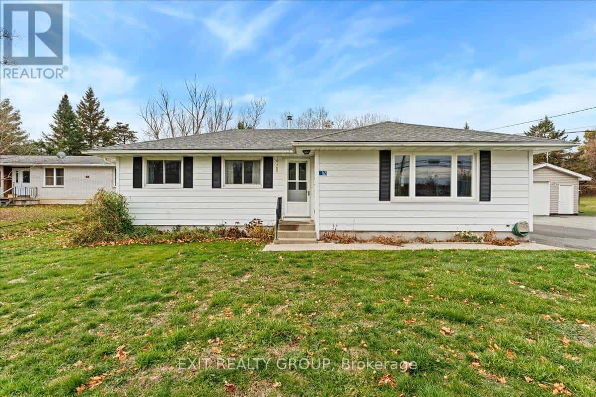 165 NORTH TRENT STREET — Quinte West (Frankford Ward), Ontario - Photo 3 of 36