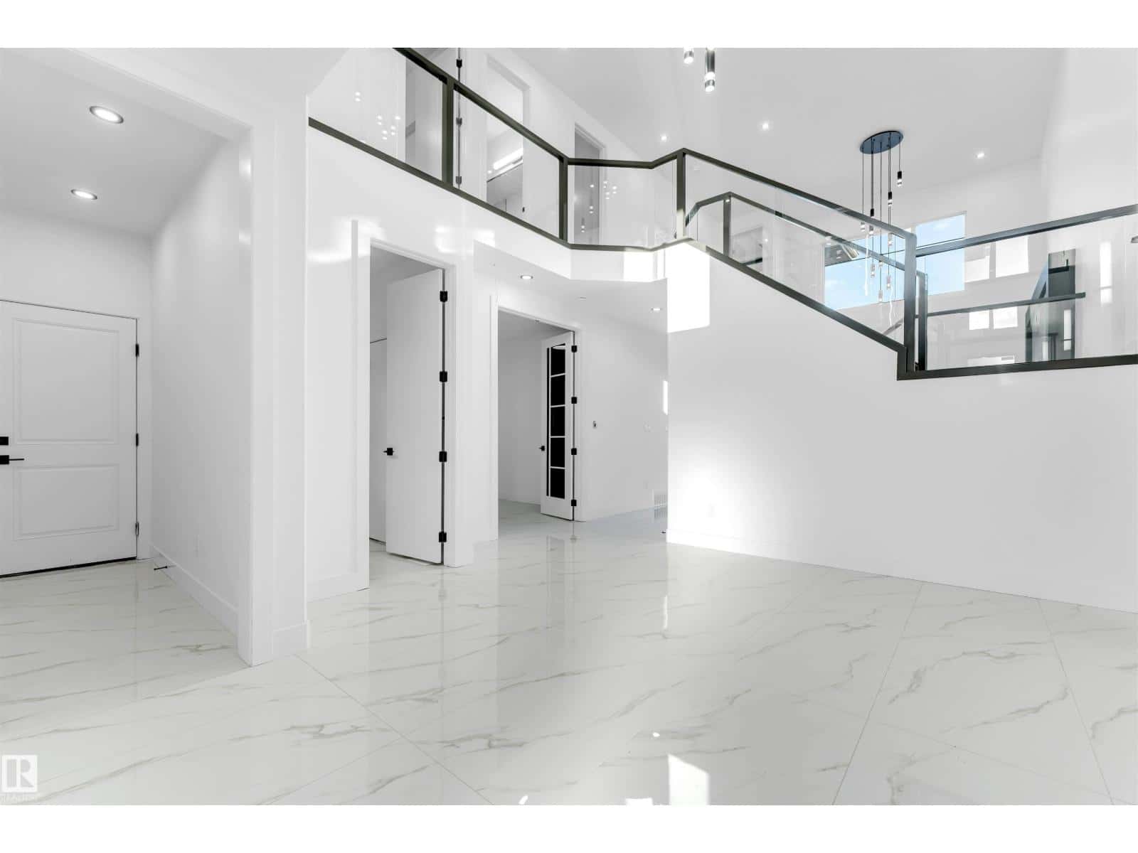 2734 64 AV NE — Rural Leduc County, Alberta - Photo 4 of 53