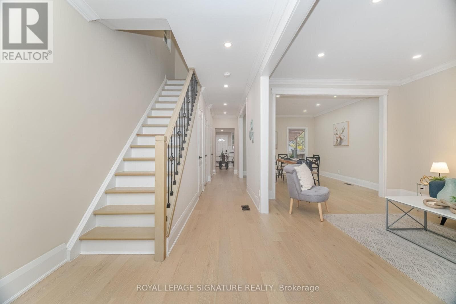 98 BIRCH AVENUE — Hamilton (Gibson), Ontario - Main photo