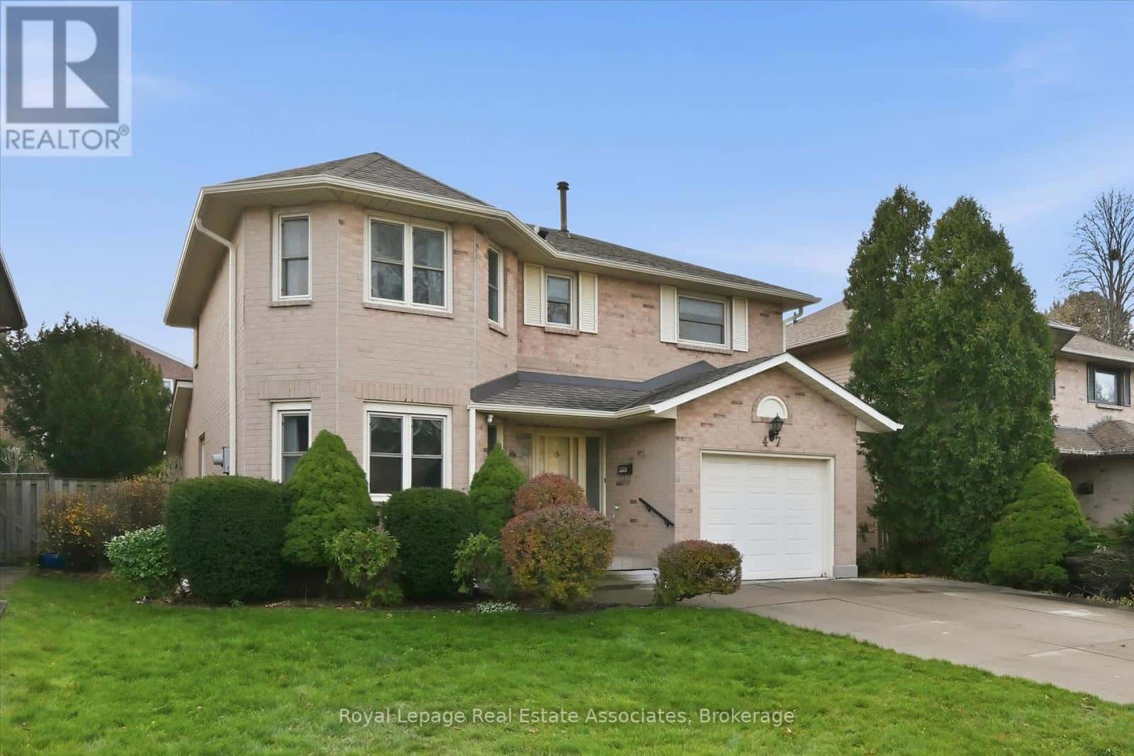 47 ELMIRA DRIVE — Hamilton (Fessenden), Ontario - Photo 4 of 49