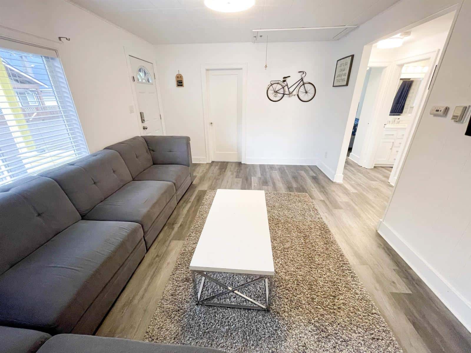 298 HEMLOCK STREET, Cultus Lake North — Cultus Lake, British Columbia - Photo 4 of 40